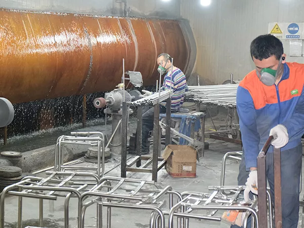 Stainless steel brushing workshop